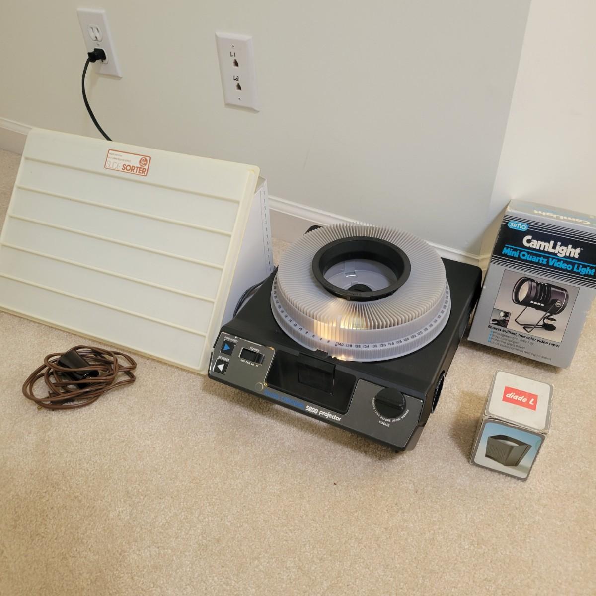 Kodak Carousel 5200 Projector, Slide Sorter, Slide Trays and More (2O