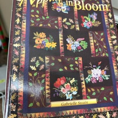 Blooming quilt books lot