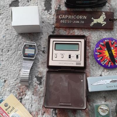 Fun assortment of stuff **  Junk drawer lot (1)