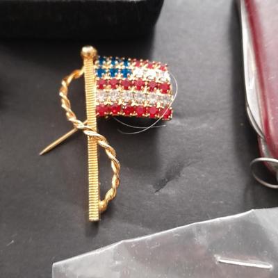 Fashion jewelry Hat pins Bastain union American made, Coors, Flags and more