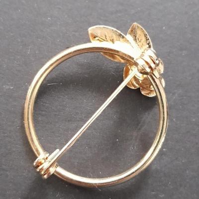 Fashion Jewlery Brooches and pins