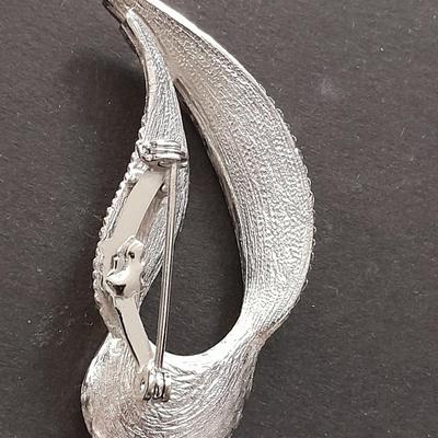 Fashion Jewlery Brooches and pins