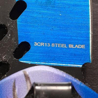 Skull chief Snake eye Knife with 3CR13 Steel blade