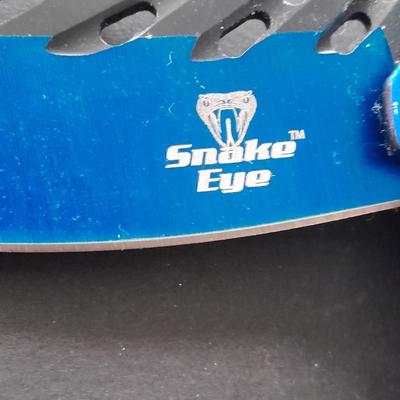 Skull chief Snake eye Knife with 3CR13 Steel blade