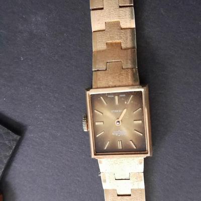 Wrist watches for repair Men's and Women's Timex, digital, and Durastead