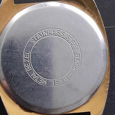 Wrist watches for repair Men's and Women's Timex, digital, and Durastead