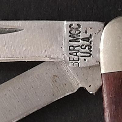 Men's cuff links pocketknife and necklace