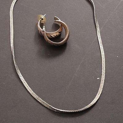 Silver toned chain necklace and 925 Sterling Silver Vintage Mexico Carved Design Hoop Earrings