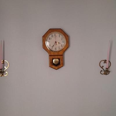 Ingraham wall clock with two metal candle sconces