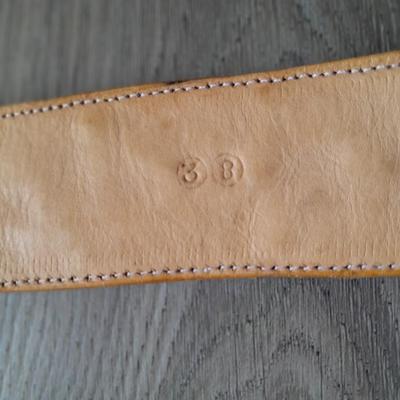 Two leather belts with Buckels 38