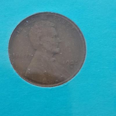 Birthday coin set 1935 D penny, 1935 Buffalo nickel with Greeley bank bag