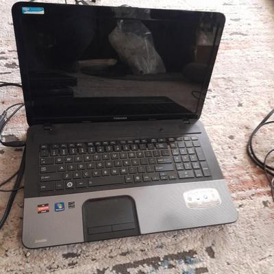 Three  broken laptops for parts or repair with chargers