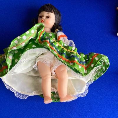 MADAM ALEXANDER DOLL, and SOME SUPER OLD OTHER VINTAGE  LITTLE DOLLS