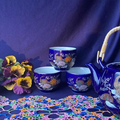 PRETTY ASIAN TEA SET, HINEY POT AND HAND MADE DOILY