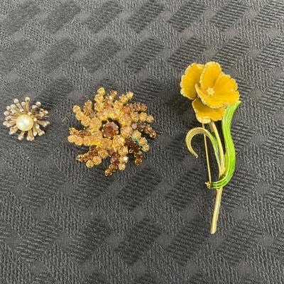 Vintage floral brooches