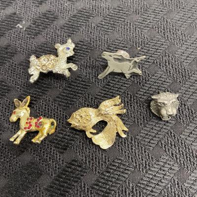 Animal Pins
