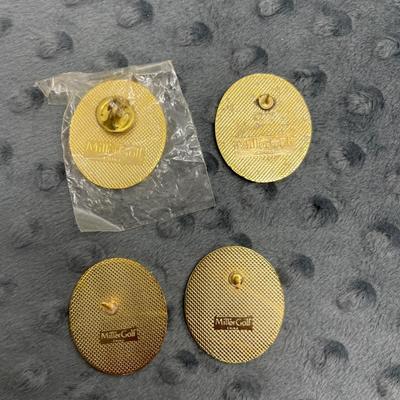 Rare 1998 NCAA pins
