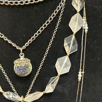 Lot of 5 Fashion Necklaces