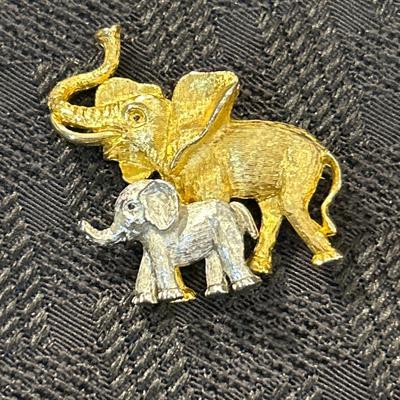 JJ Signed Double Elephants Mother Baby Gold Silver Color Pin Brooch 1980 Vintage