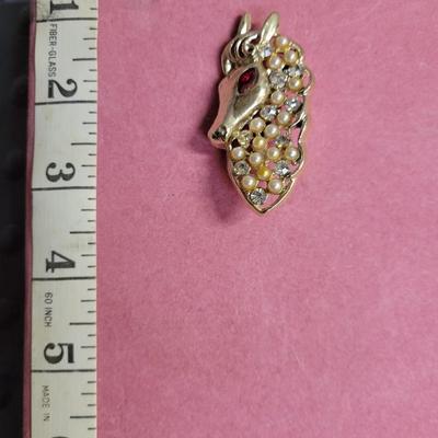 RARE AB RHINESTONE VINTAGE HORSE PIN