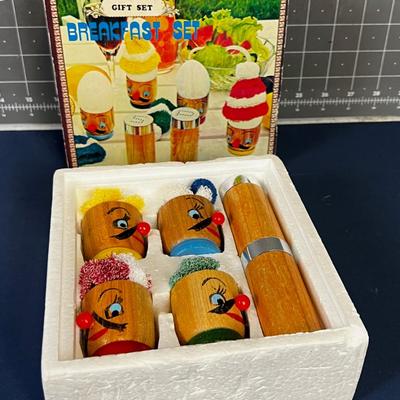 Cute New in the Box, Gift set of  Egg Coddlers and Salt & Pepper 