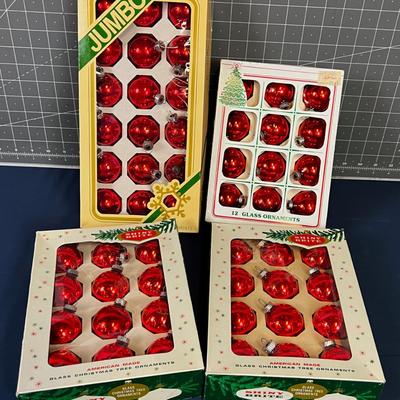 Vintage Red Shinny Bright Christmas Ornaments