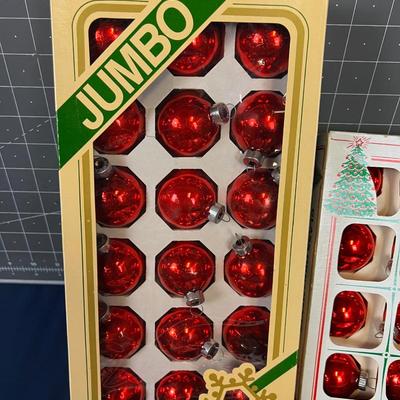 Vintage Red Shinny Bright Christmas Ornaments