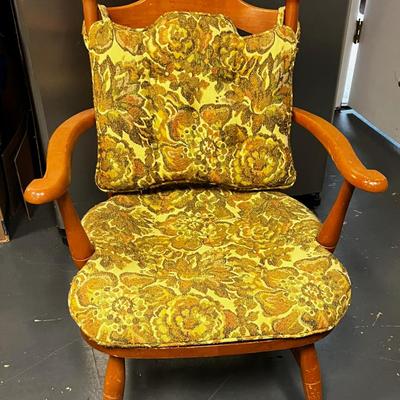 Maple Arm Chair 