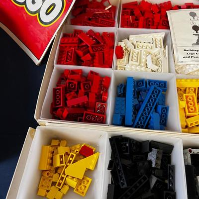 2 VINTAGE LEGO Sets Circa Mid 1970's 