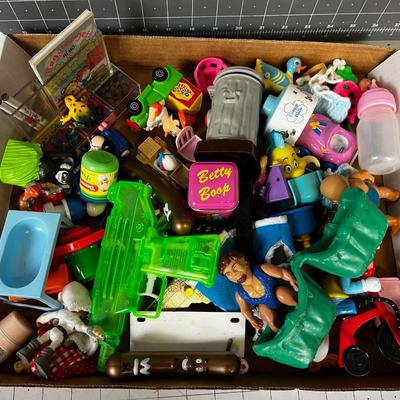 Tray of Vintage Small Toys 80's 