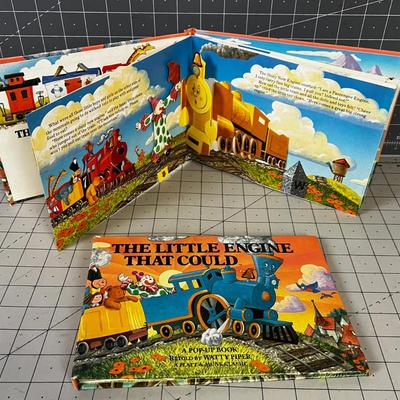 2 Pop Up BOOKS