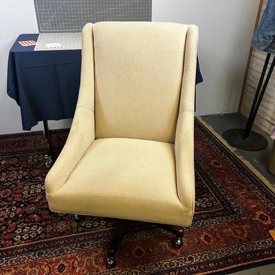 Light Tan / White Linen Office Chair