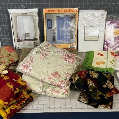 Mixed Lot of New and Used Linens 