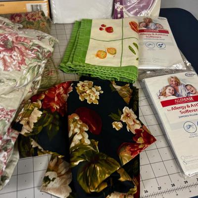 Mixed Lot of New and Used Linens 