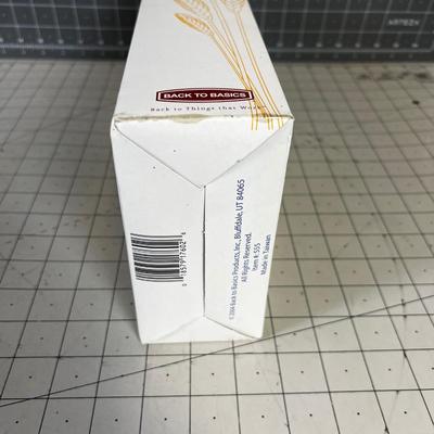 BACK TO BASICS Grain Mill 