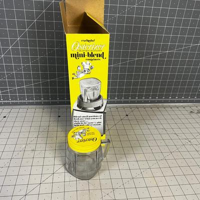 (3) Mini Oster Mimi Blend Containers. 