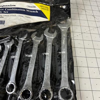 Metric Wrench Set, Like New