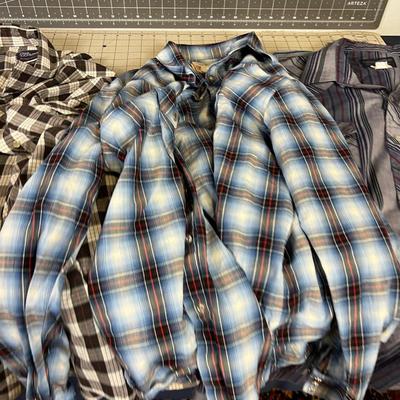 (3) Wrangler Snap Front XL Men's Shirts