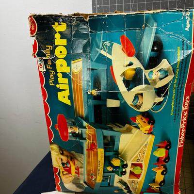 AWESOME! PLAY FAMILY Airport and 2 Planes, With Original Boxes Little People 