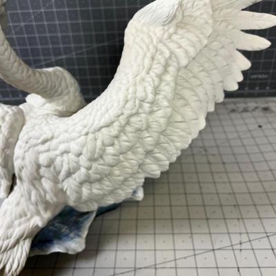 BOEHM Edward Boehm Studio Trumpeter Swan Official 1985 Porcelain Sculpture of the Audio Society. 