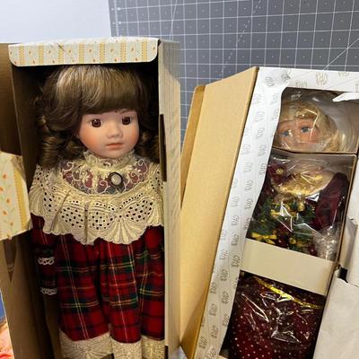 Large Lot of Dolls both with and with out Boxes