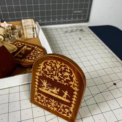 Tray of Stuff: Bookends, Lights, Sculpture, Vase Crystal etc.