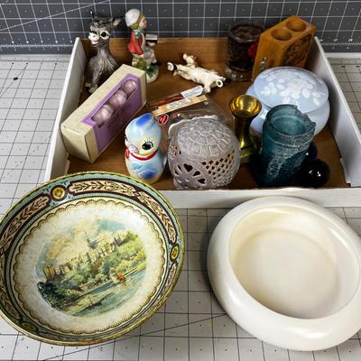 TRAY Vintage Sculpture, Jar, A& W mug 