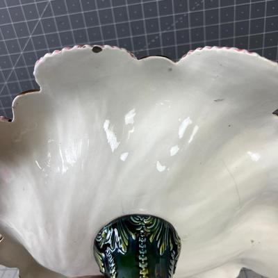 Superb Majolica Centerpiece Shell Fruit Bowl 