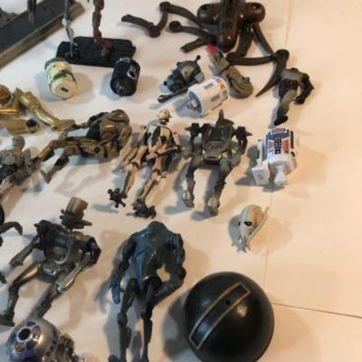 Lot 1003. Star Wars droids and Droid fodder