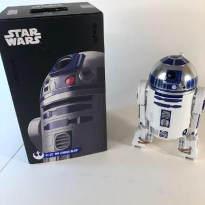 1042 - Star Wars R2-D2, 6 3/4â€ tall