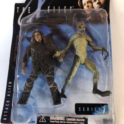 1046 - X files, attack alien