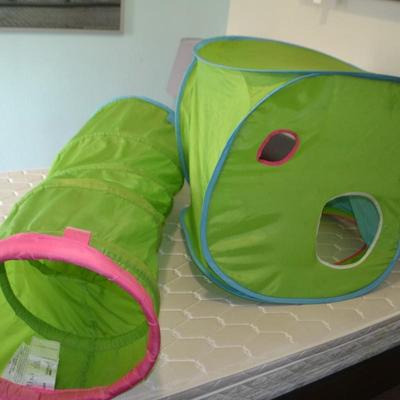 LOT 47. IKEA PLAY TENT AND TUNNEL