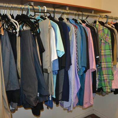 LOT 58. 60 MEN'S CLOTHING ITEMS SIZE XXL OR LARGER