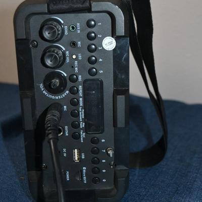 LOT 71. VERKSTAR PORTABLE PA/KARAOKE MACHINE